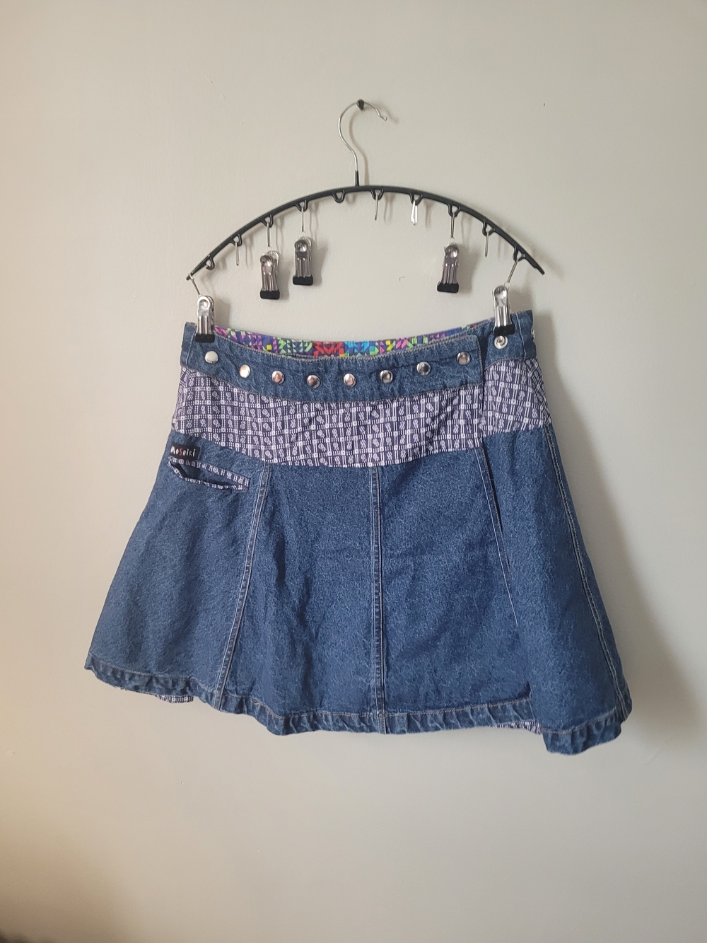 Casual Blue Denim Circle Skirt with Patterned Adjustable Waistband
